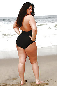 Wide Hips, Phat Asses,  Curvy Girls