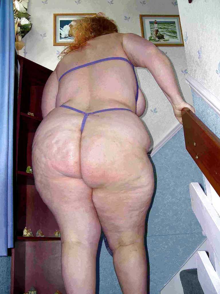 Granny Bbw Huge Butt Big Cellulite Ass.