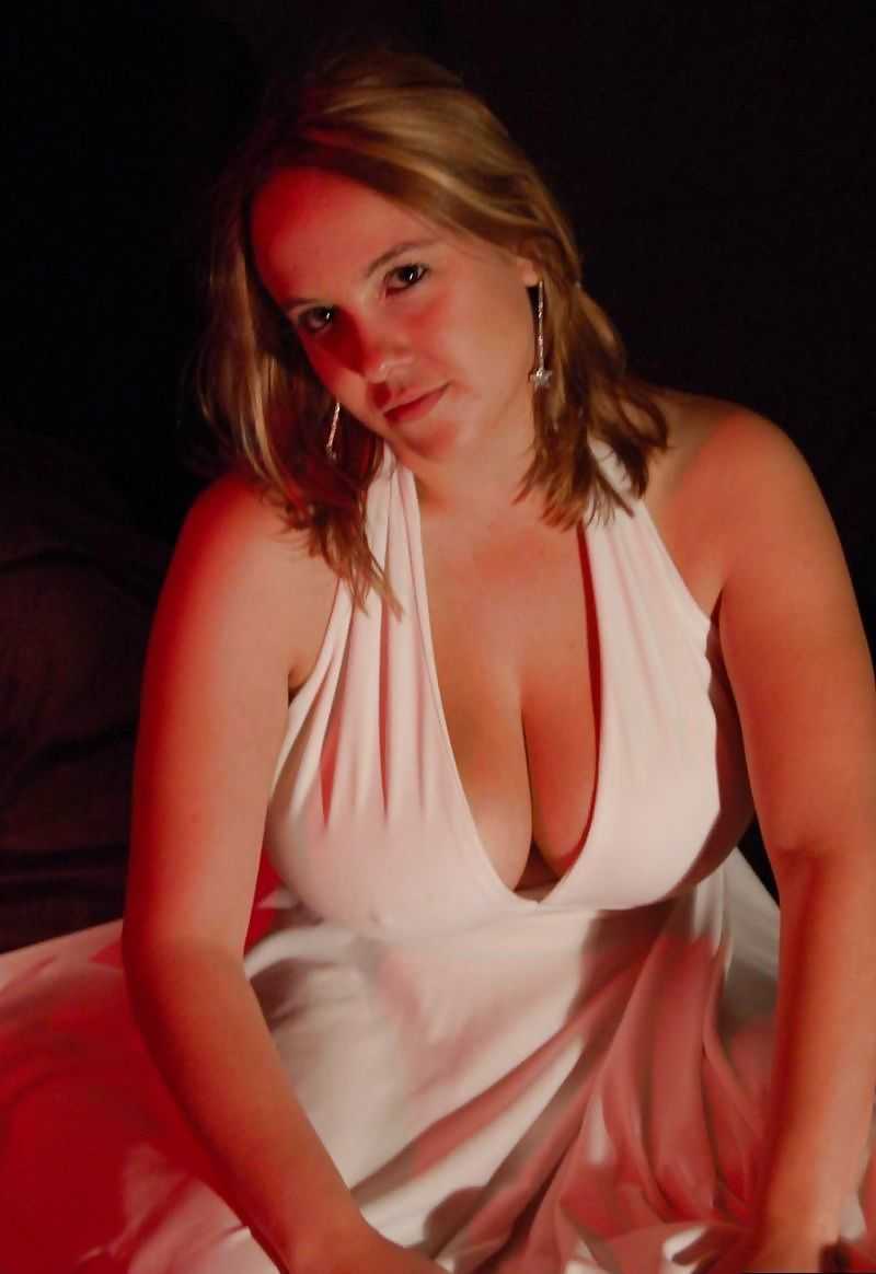 Curvy Beauties 50 Clothed Edition
