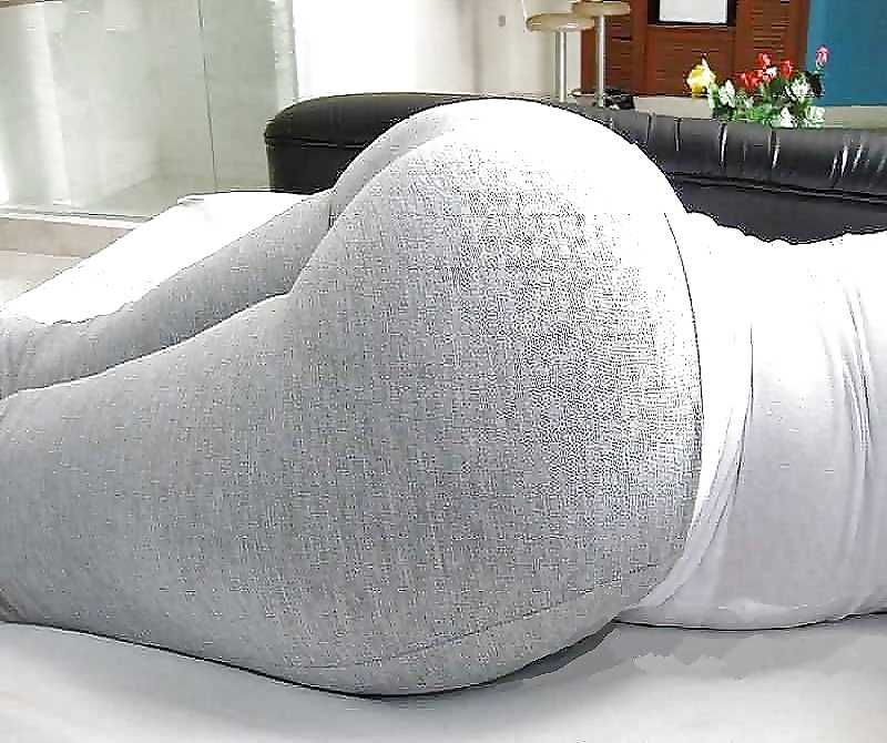 Big Thick Huge Large Fat Soft Curvy Pillow Ass Butt Booty