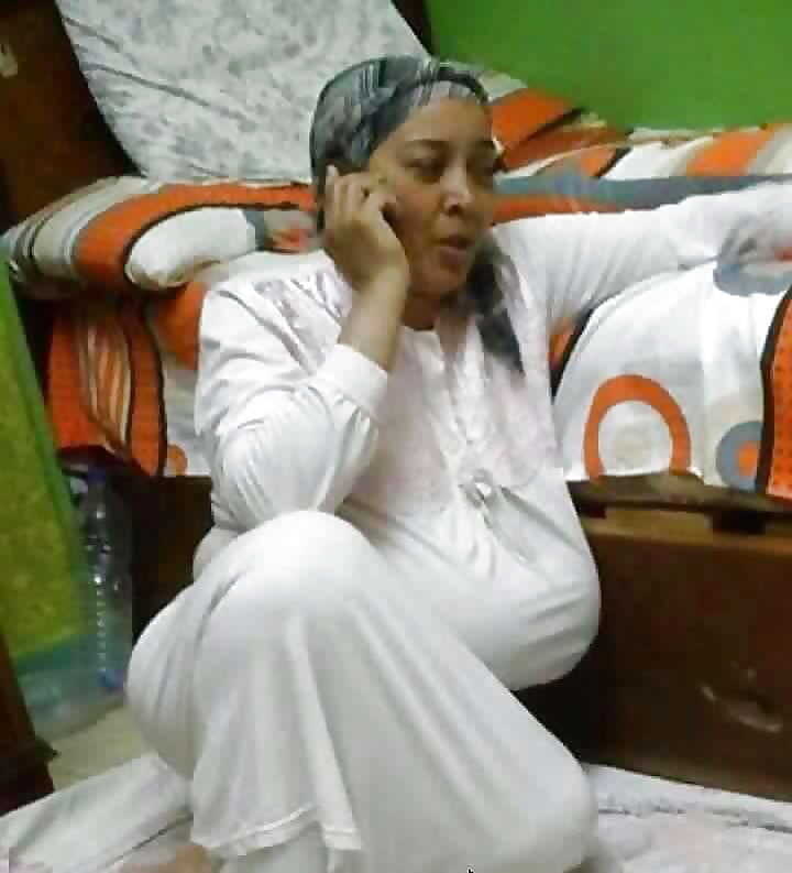 amateur egyptian arab mature moms milfs bbw